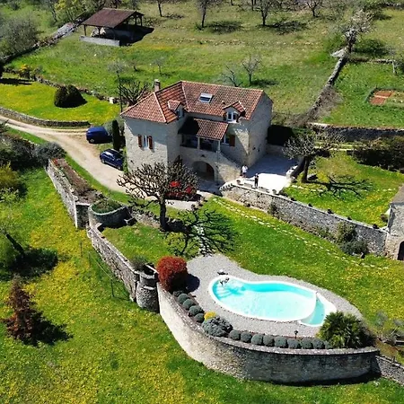 Hébergement de vacances L Oustal, Piscine Privee 4 Etoiles *