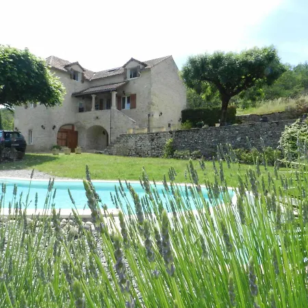 Hébergement de vacances L Oustal, Piscine Privee 4 Etoiles *
