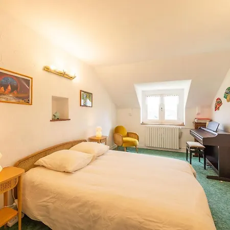 Hébergement de vacances L Oustal, Piscine Privee 4 Etoiles *
